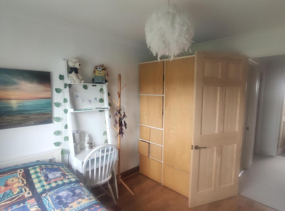 Single Bedroom In Quiet Neighbourhood Glasgow Eksteriør bilde